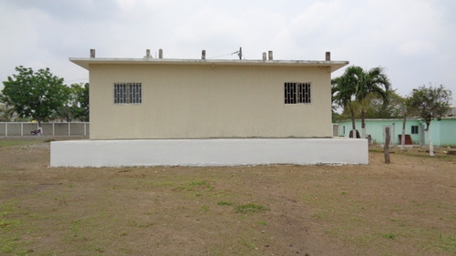 Imagen 3 de 13 de Terreno Con Oficinas Y Área De Maniobras