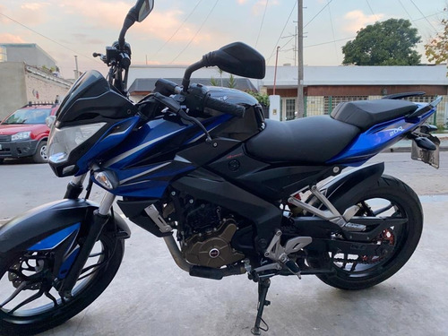 Bajaj Rouser Ns 200