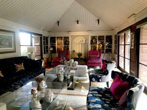 Imagen 4 de 20 de *** Elegante Casa En El Exclusivo Barrio De Santa Maria ***
