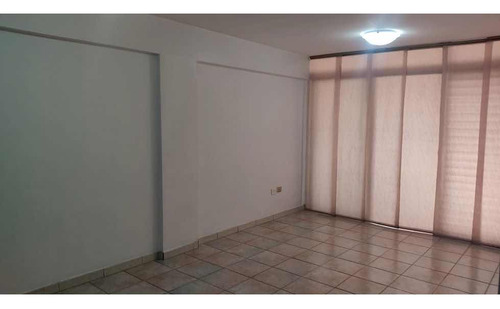 Remodela. Venta. Apartamento. Montalban. Caracas