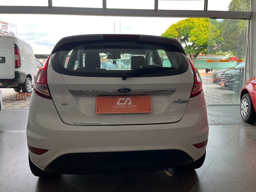 Ford Fiesta 1.6 16v Titanium Flex 5p