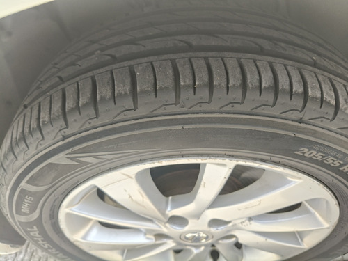 Nissan Sentra 1.8 Advance Mt