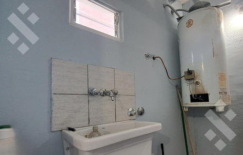 Venta Departamento 4 Amb, Remodelado A Nuevo. Pin, Neuquén