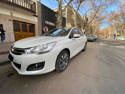 Imagen 4 de 10 de Citroën C4 Lounge 2017 1.6 Thp 165 Feel Pack