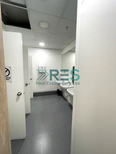 773,86 M2 Estupenda Oficina Apoquindo-metro Manquehue!!!!