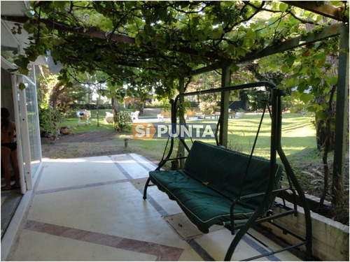 Imagen 12 de 18 de Casa En Alquiler Playa Mansa