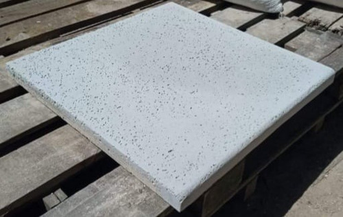 Solarium Atermico Con Terminacion 50x50x3 Cm. Color Marfl.