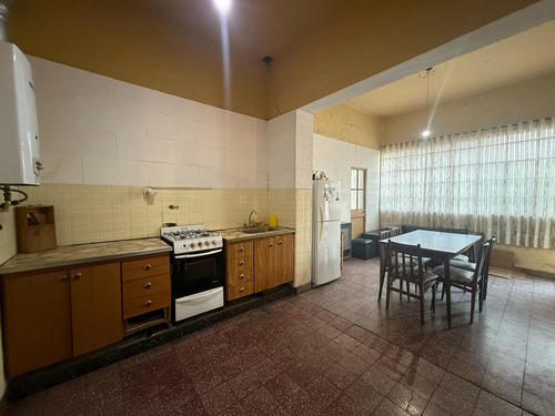 Venta Ph 3 Ambientes Con Cochera Y Jardin En Lugano