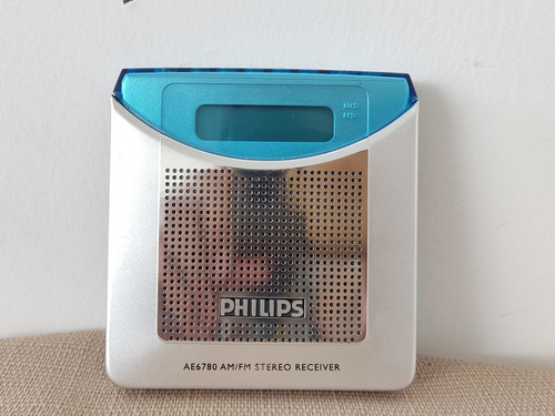 Radio Súper Portatil Philips Am Fm Ae6780 Digital Colección