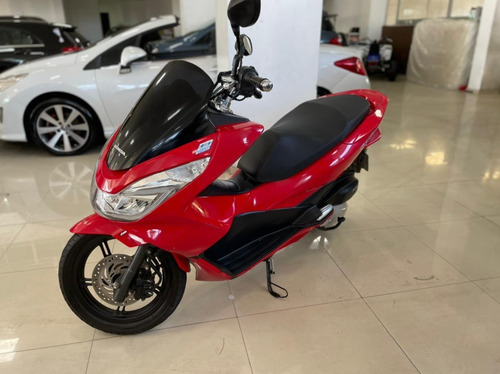 Honda Pcx 150 Año 2017 Color Rojo