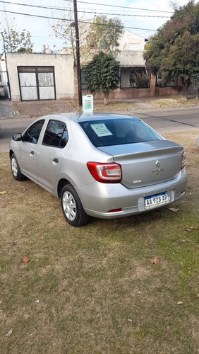 Imagen 6 de 8 de Renault Logan 1.6 Authentique Plus 85cv Nac 2017
