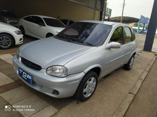 Imagem 3 de 13 de Corsa 1.0 Mpfi Milenium 8v Gasolina 4p Manual