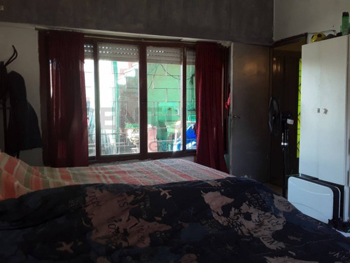 Imagen 3 de 12 de Venta Departamento 3 Ambientes En San Justo Patio Terraza Balcon Luminoso Frente