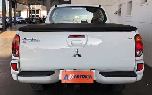 Imagem 10 de 15 de Mitsubishi L200 Triton 3.2 D 2012
