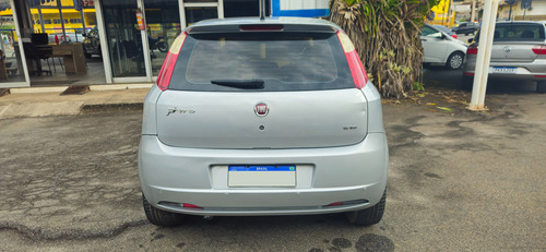 Fiat Punto 1.6 16v Essence Flex 5p