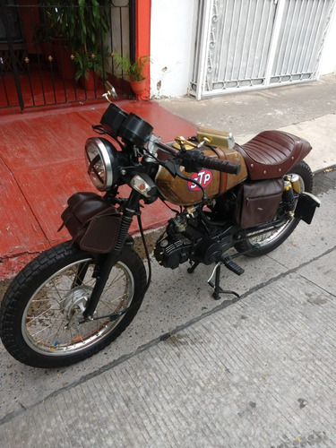 Imagen 7 de 8 de Moto Estilo Cafe Racer