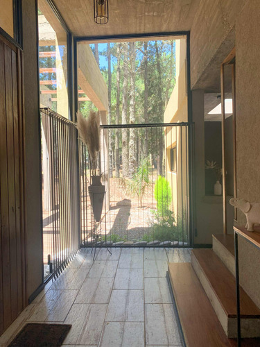 Casa En Alquiler En Bosque De Costa Esmeralda. Pinamar