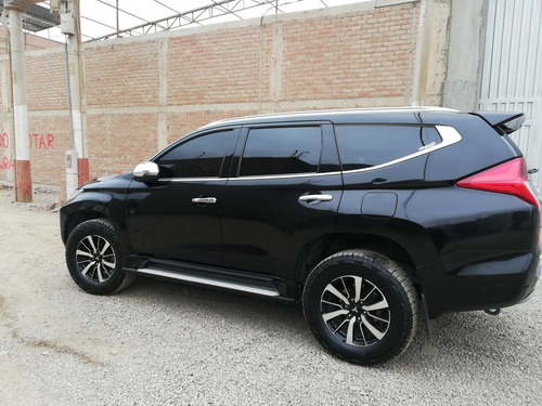 Mitsibishi Montero Sport Suv