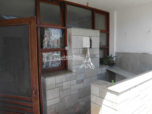 Casa En Piriã¡polis, 3 Dormitorios *- Ref: 2872