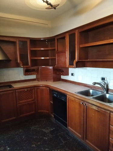 Imagen 6 de 16 de Town House En Venta En El Parral