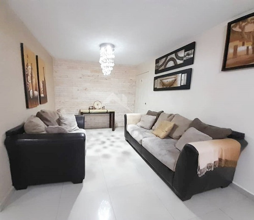 Imagen 8 de 19 de Apartamento En Venta En El Conjunto Residencial Costa Guaica En Lecheria