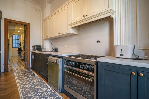 Departamento En Venta En Recoleta - 6 Ambientes