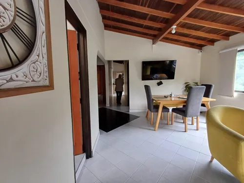 Casa En Venta En Guayabal. Cod V12686