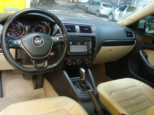 Volkswagen Jetta 2.0 Tsi Highline 211cv Gasolina 4p