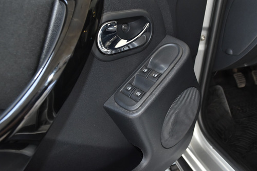 Imagen 13 de 17 de Renault Duster 2.0 Ph2 4x2 Privilege 143cv