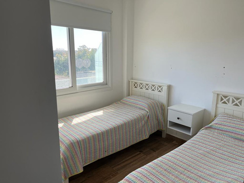 Imagen 5 de 18 de Departamento - Tres Ambientes - Avenida Bunge 1300 - Pinamar, Costa Atlántica - Renata 20