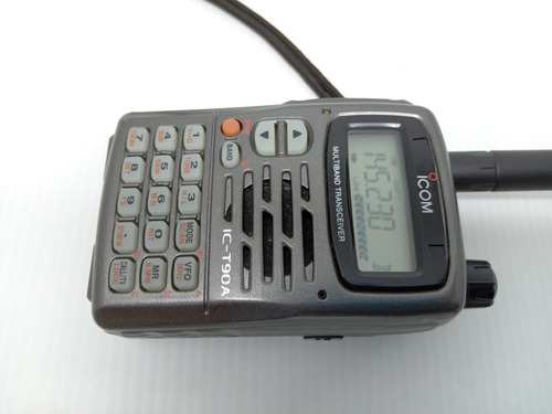 Imagem 2 de 8 de Rádio Transceptor Icom Modelo Ic-t90a Trband Vhf / Uhf 1ghz