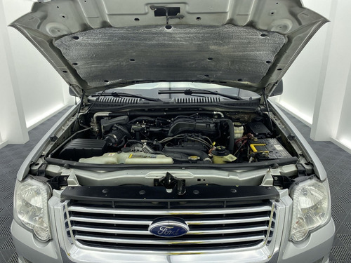 Imagen 25 de 25 de Ford Explorer Xlt 4.0