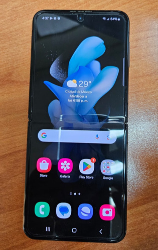 Samsung Galaxy Z Flip4 5g (esim) 5g Dual Sim 256 Gb Black/khaki/khaki 8 Gb Ram (Usado)