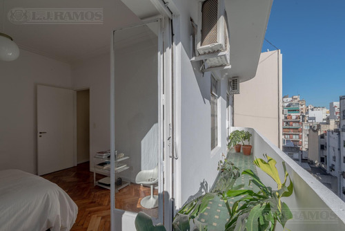 3 Ambientes - Impecable- Recoleta - Toilette - Super Luminoso