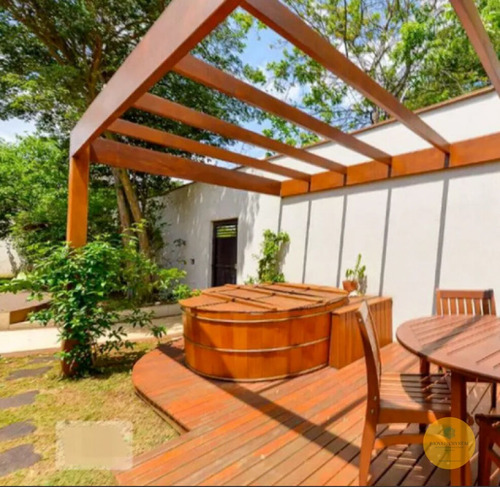 Imagem 2 de 15 de Casa Térrea 4 Suítes, 600m2 - Ic575