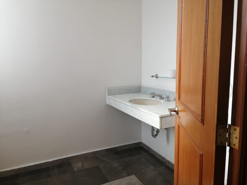 Casa En Venta Cimatario, Uso De Suelo Comercial Y Servicios, Querétaro, Para Inversionista