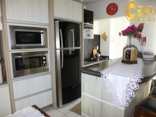 Duplex Com 4 Dormitório(s) Localizado(a) No Bairro Centro Em Balneário Piçarras / Balneário Piçarras - 424