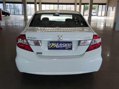 Honda Civic Civic 2.0 LXR 16V FLEX 4P AUTOMÁTICO
