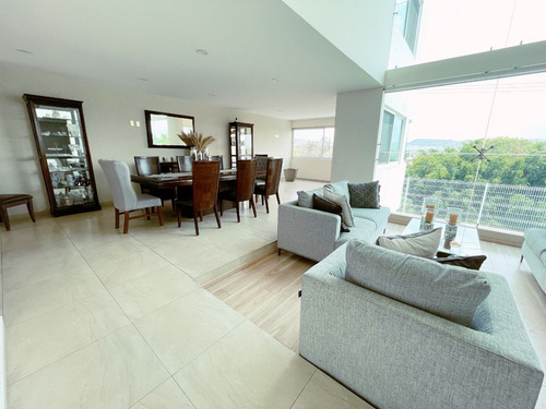 Hermosa Residencia En Hacienda Real Tejeda, Diseño De Autor, Premium!