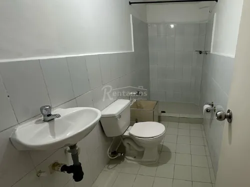 Local En Arriendo En Laureles. Cod A776068