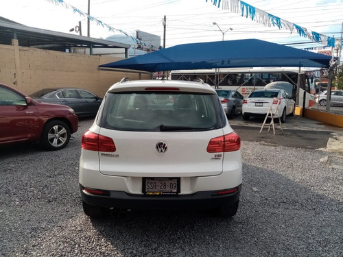 Imagen 8 de 12 de Tiguan Sport 2015 De Cochera