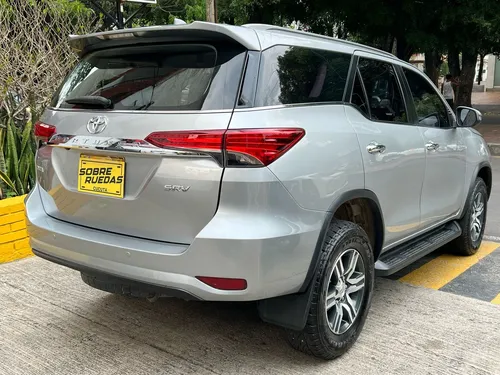 Toyota Fortuner Srv 2.7 A Gasolina Mod 2020