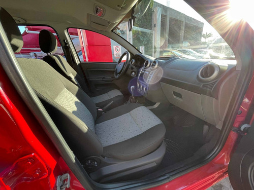 Imagem 8 de 12 de Ford Fiesta 1.6 Rocam Hatch 8v Flex 4p Manual