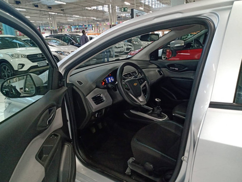 Imagem 8 de 9 de Chevrolet Onix 1.0 Mpfi Lt 8v Flex 4p Manual