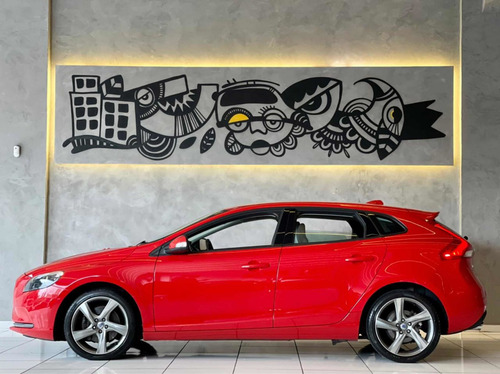 Imagem 3 de 13 de Volvo V40 2.0 T4 Turbo 2013 Automatico Todo Revisado Novo