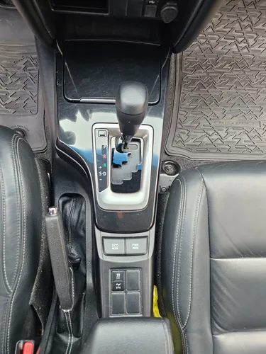 Toyota Fortuner 2.7l Mid