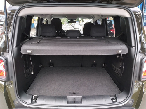 Jeep Renegade 1.8 Flex Aut. 5p