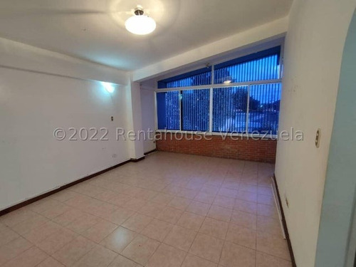 Hermosa Casa En Venta En La Unión, El Hatillo Lj 25-10885