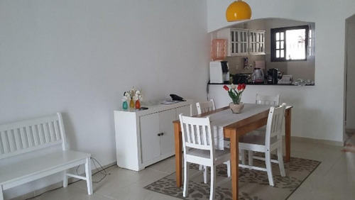 Casa Com Varanda E Quintal No Jamaica Em Itanhaém - 2597 Npc