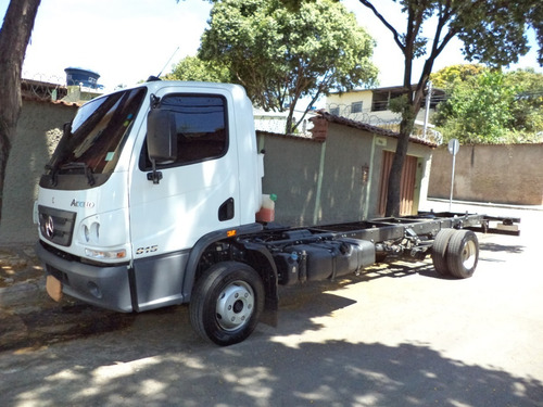 Mercedes Benz Accelo 815